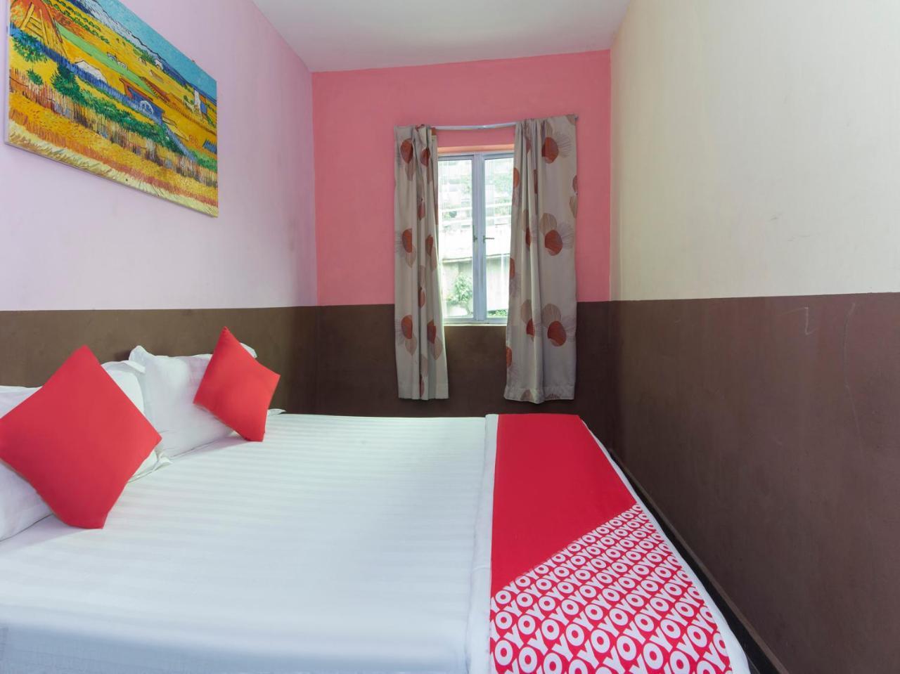 Oyo 172 Spring Hotel Куала-Лумпур Екстер'єр фото