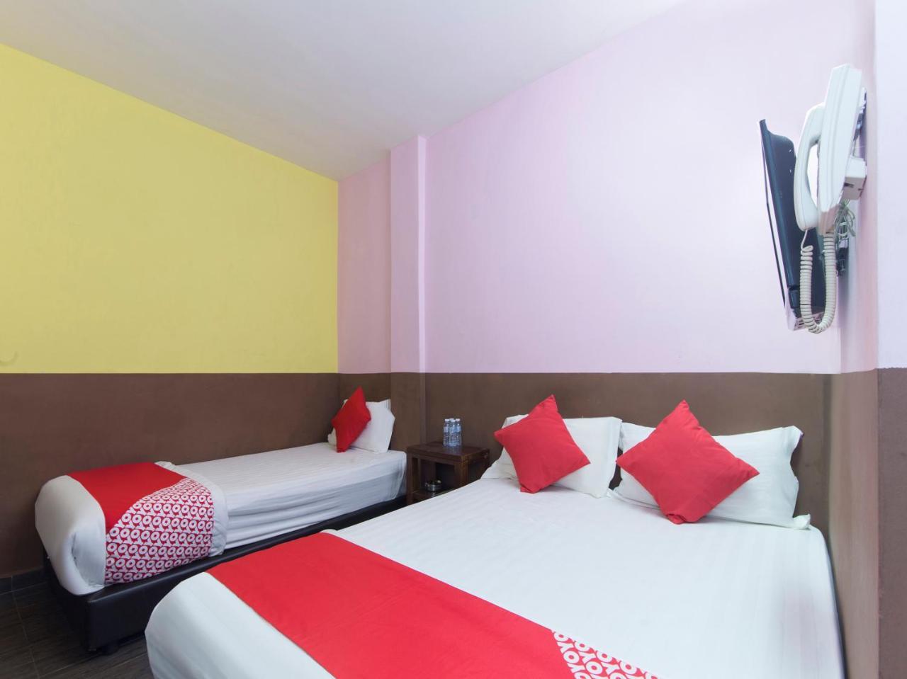 Oyo 172 Spring Hotel Куала-Лумпур Екстер'єр фото