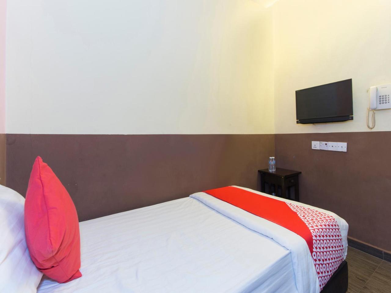 Oyo 172 Spring Hotel Куала-Лумпур Екстер'єр фото